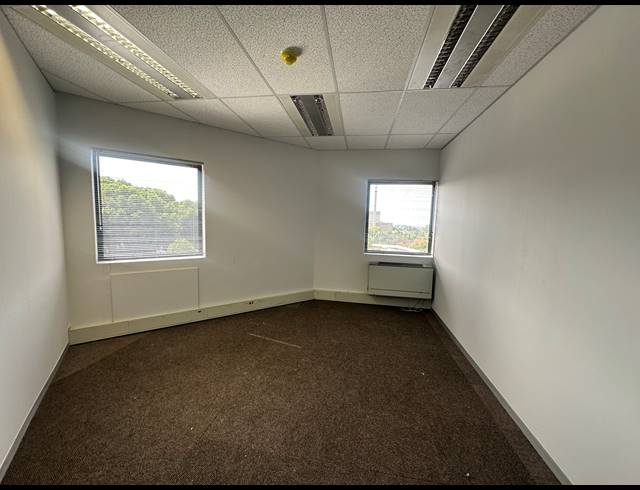 474M² OFFICE TO LET IN PARKTOWN